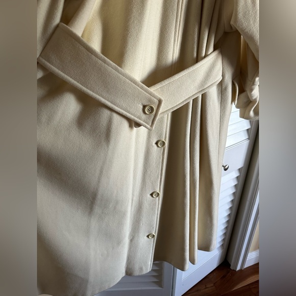 Coat longe beige red carpet coat from Kemper - Picture 3 of 12